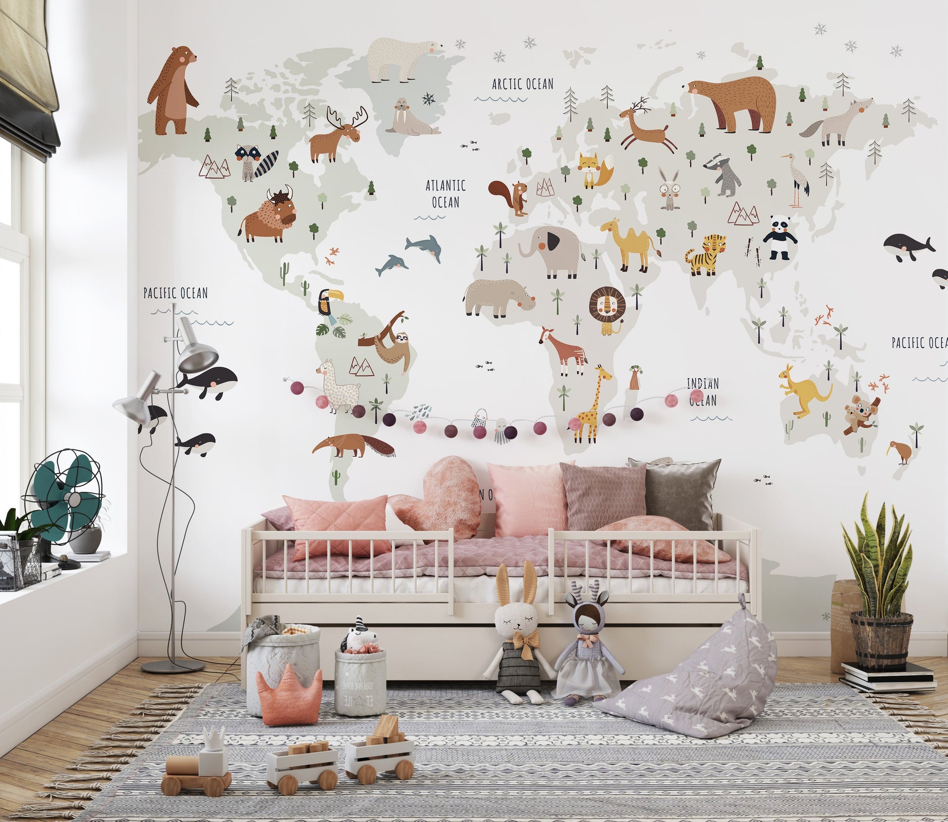 Animal map mural for kids’ learning adventure
