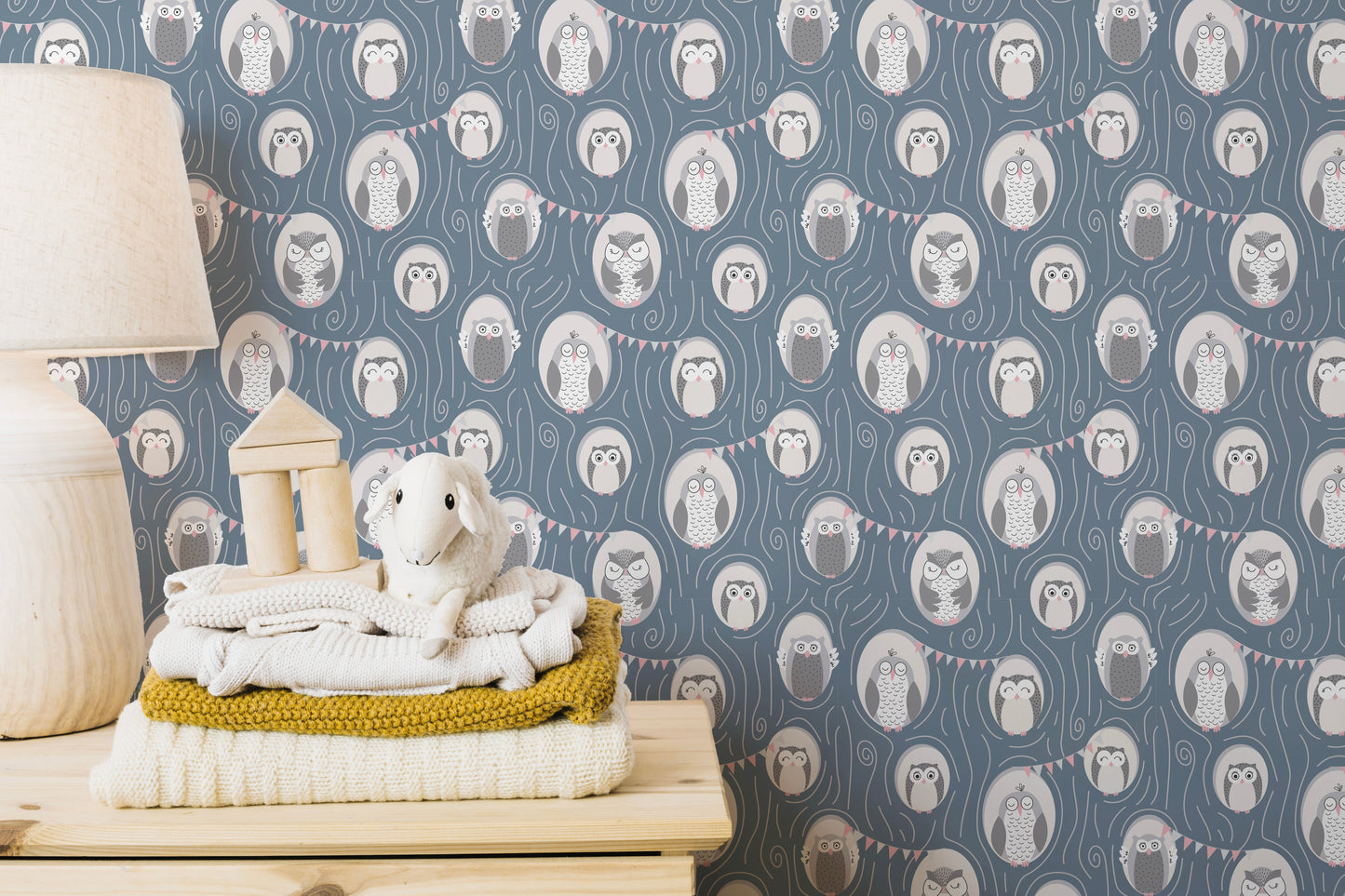 Adorable owl pattern wallpaper for walls
