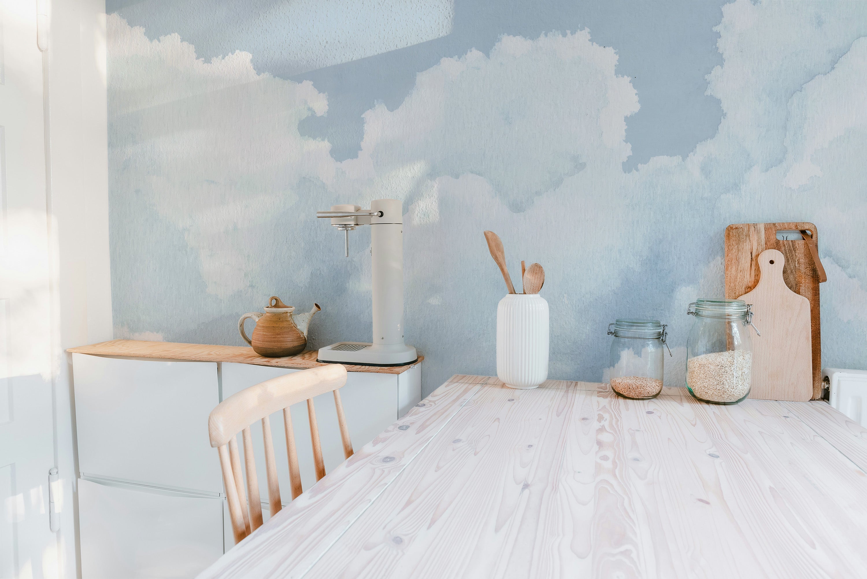 Light Blue Sky Watercolour Wallpaper - Giffywalls