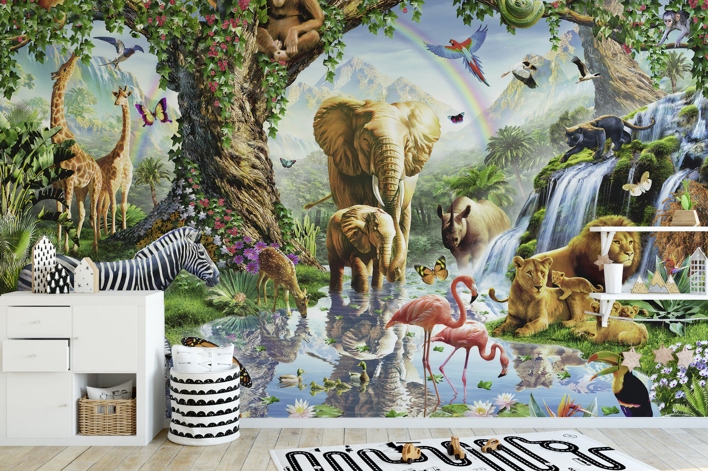 Vibrant Wild Animals in a jungle Wallpaper - Giffywalls