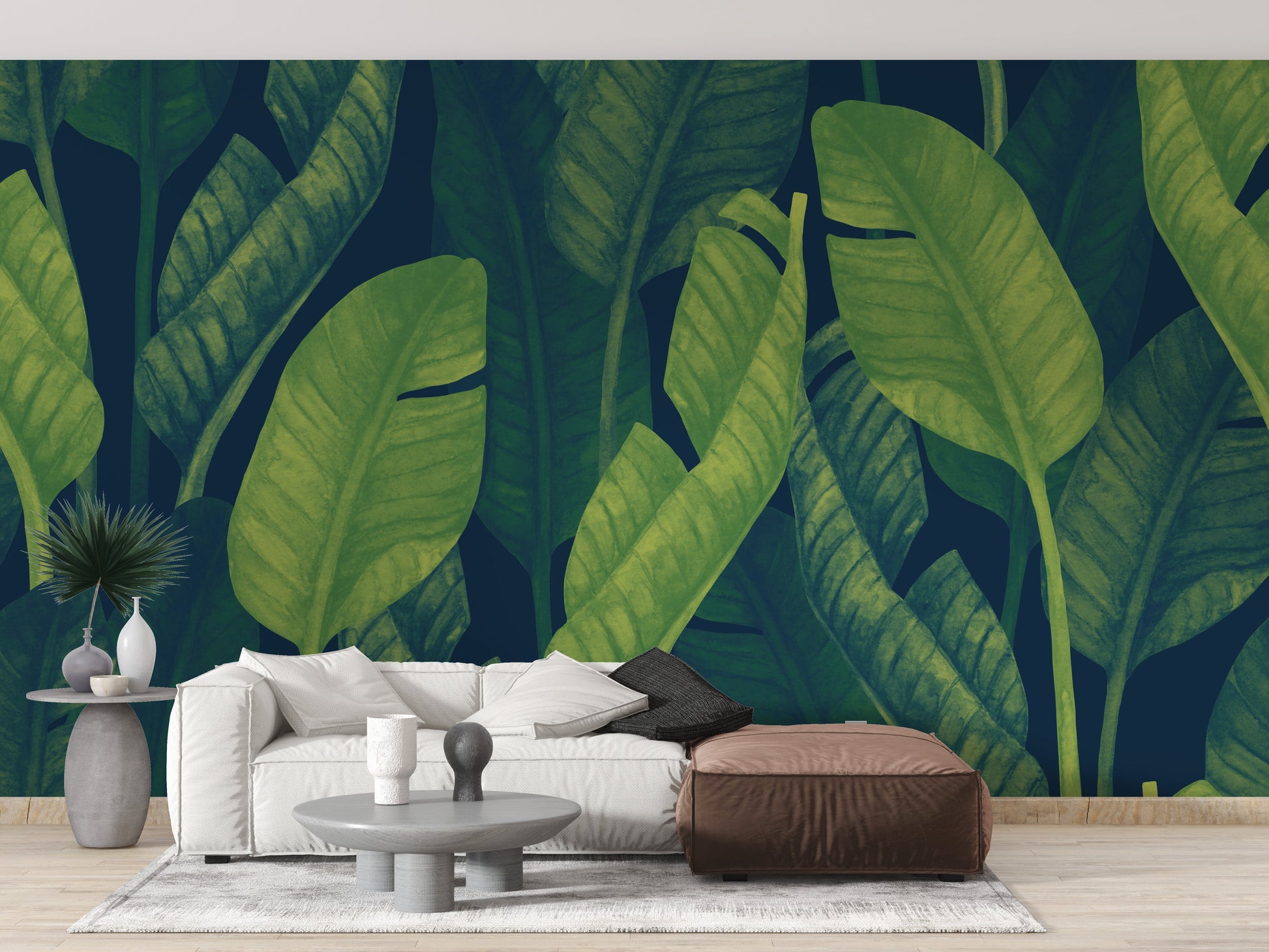 Deep Green Banana leaf wallpaper mural - Giffywalls