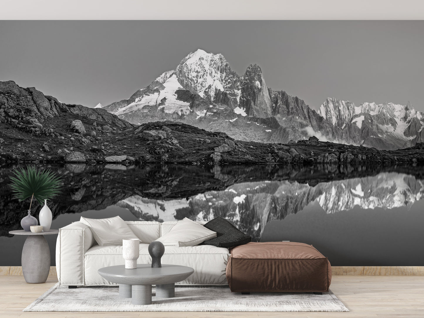 Black and White Landscape Mountain Wallpaper for Walls